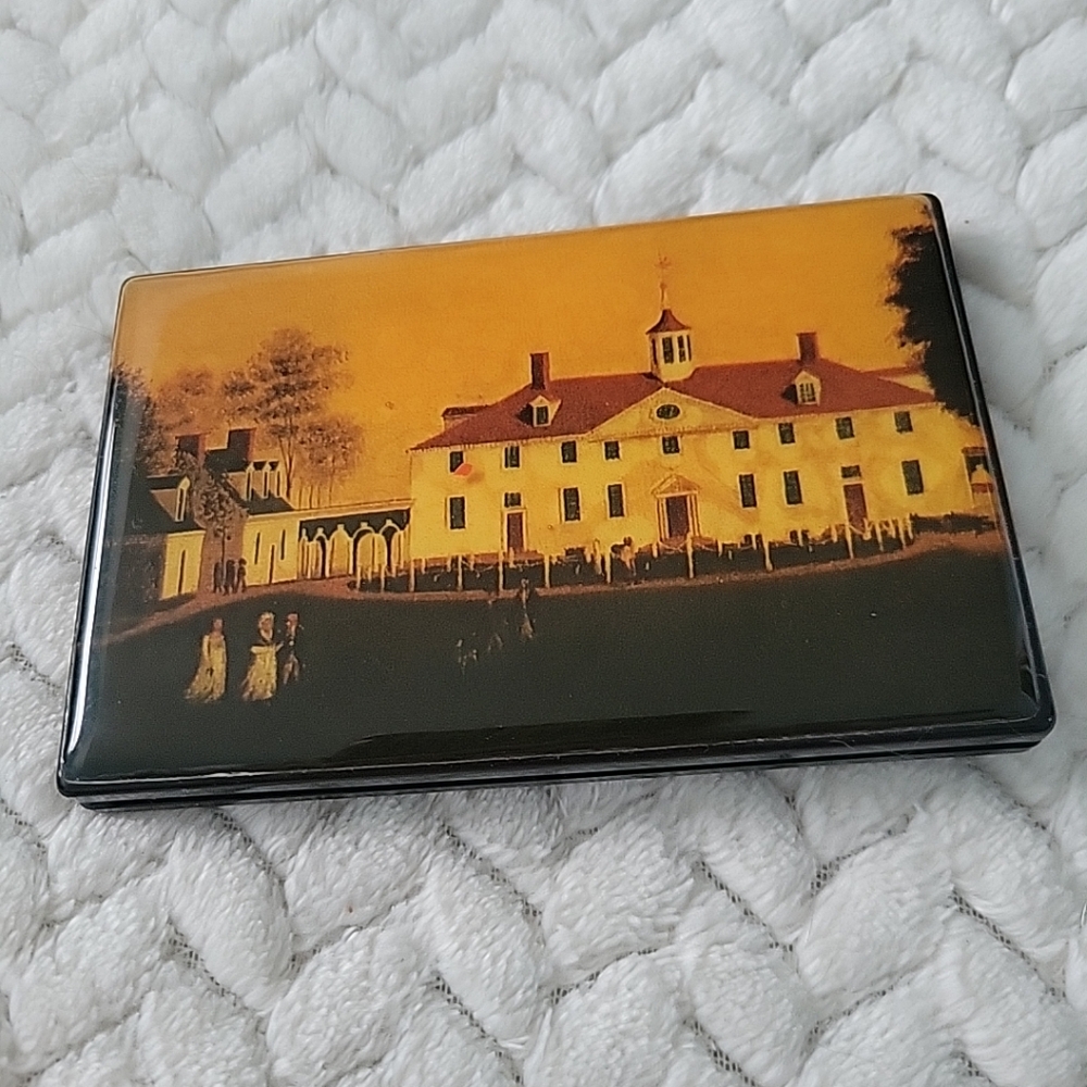 Vtg Address Phone book. Mount Vernon On Cover Purse, Pocket Size